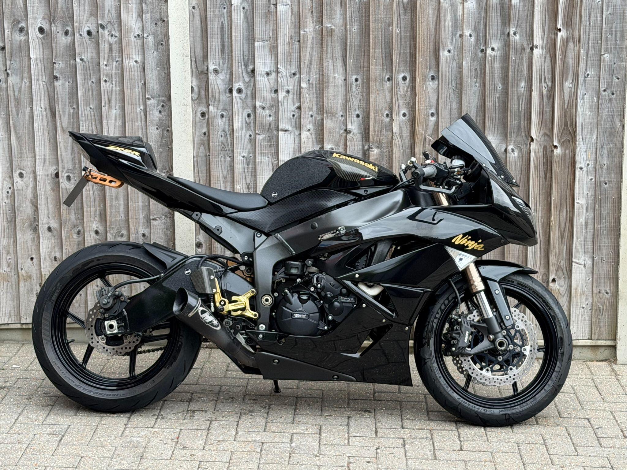 Kawasaki Ninja ZX-6R bikes for sale | AutoTrader Bikes